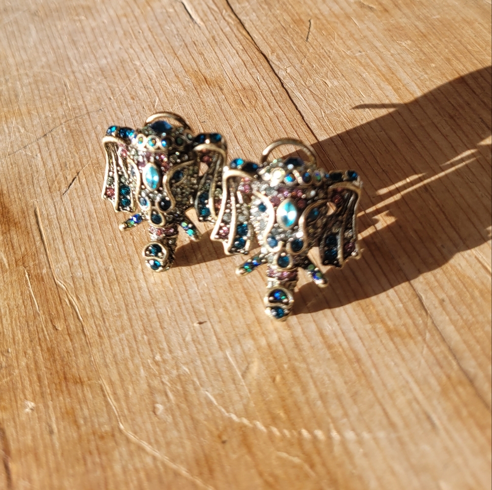 Heidi Daus Exotic Elephant Pierced Earrings New
